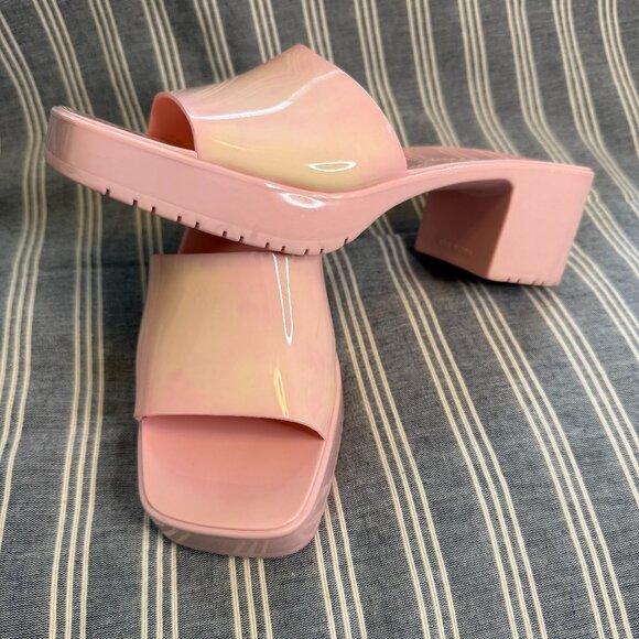 Steve Madden Womens Barbie Pink Harlin Style Block Heels Size 7M Barbie Y2K 90s - Picture 1 of 6